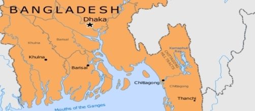 Barcone si rovescia davanti alla costa del Bangladesh: si temono oltre ottanta morti