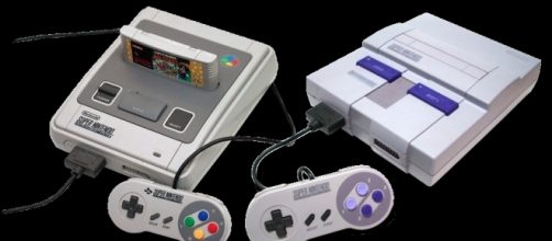 Super Nintendo Entertainment System by Alphathon / WIkimedia Commons