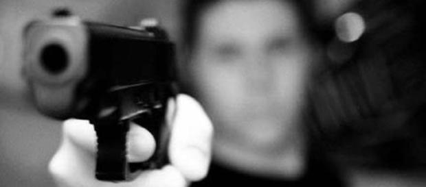 Asesinado y confundido con bolsa de basura Asesinado y confundido con bolsa de basura