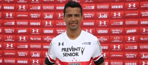 Cícero trocará o Tricolor paulista pelo gaúcho Cícero trocará o Tricolor paulista pelo gaúcho