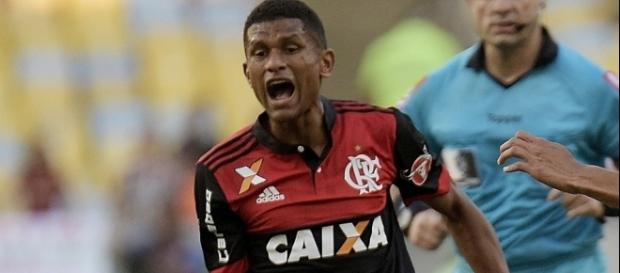Márcio Araújo pode puxar a fila com outros nomes do elenco Márcio Araújo pode puxar a fila com outros nomes do elenco