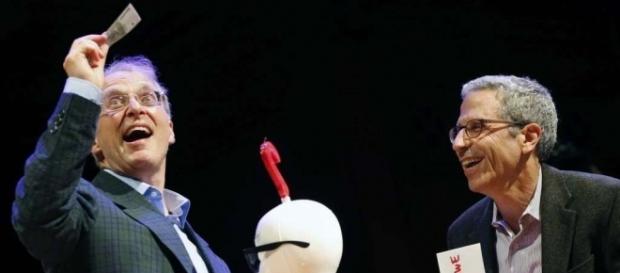 Edição do Prêmio Ignobel contou com trabalhos interessantes e apresentadores irreverentes Edição do Prêmio Ignobel contou com trabalhos interessantes e apresentadores irreverentes