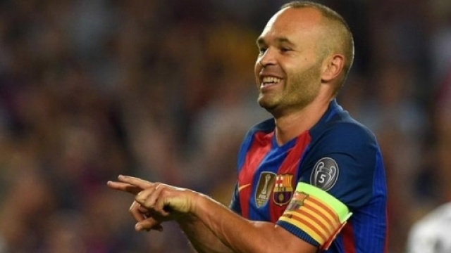 Barcelona Iniesta rinnova il contratto