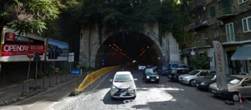 Videocamere finte installate all'ingresso della pista ciclabile a Napoli, (foto - googlemaps)