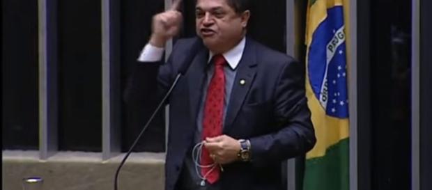 oão Rodrigues (PSD-SC) defendeu em discurso a moral da família oão Rodrigues (PSD-SC) defendeu em discurso a moral da família