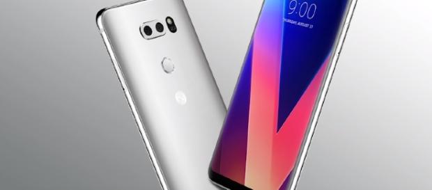LG V30 smartphone: (Image Credit: Tailosive Tech Channel/YouTube) LG V30 smartphone: (Image Credit: Tailosive Tech Channel/YouTube)