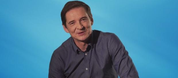 Przemysław Babiarz zaprasza do akcji "Różaniec do granic" (źródło: polskaracja.com). Przemysław Babiarz zaprasza do akcji "Różaniec do granic" (źródło: polskaracja.com).