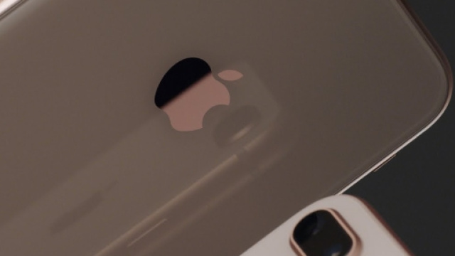 Cattive notizie per i possessori di iPhone 8 Plus di Apple