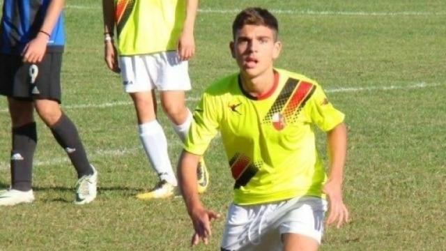 Il nisseno Spatola, mediano della Lucchese Under 16