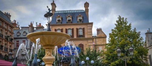 Disneyland Paris has extended their apology to Mrs. Glass and her son Noah. [Image via Pixabay]