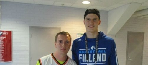 Lauri Markkanen of Finland continues his impressive play in EuroBasket 2017 - Don Bigileone via Flickr