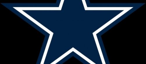The Cowboys star shines bright. Opertinicy via Wikimedia Commons