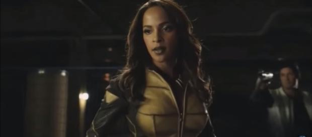 Arrow 4x15 Vixen introduction - YouTube/Pirate Dog Music Video Arrow 4x15 Vixen introduction - YouTube/Pirate Dog Music Video