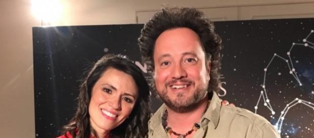Con Giorgio Tsoukalos durante la entrevista. Con Giorgio Tsoukalos durante la entrevista.