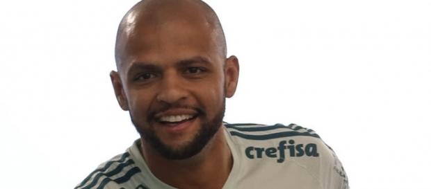 Felipe Melo voltará a treinar com os demais jogadores do elenco Felipe Melo voltará a treinar com os demais jogadores do elenco