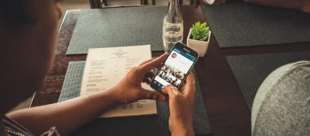 Person using Instagram / Photo via YashilG, Pixabay Person using Instagram / Photo via YashilG, Pixabay