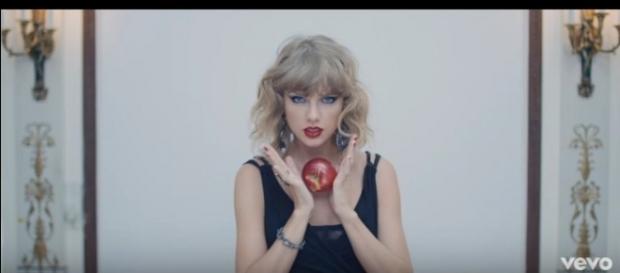 Taylor Swift / Photo via TaylorSwiftVEVO, YouTube screenshot Taylor Swift / Photo via TaylorSwiftVEVO, YouTube screenshot
