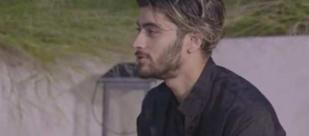 Zayn Malik sported completely bald head on social media. YouTube/Vogue Zayn Malik sported completely bald head on social media. YouTube/Vogue
