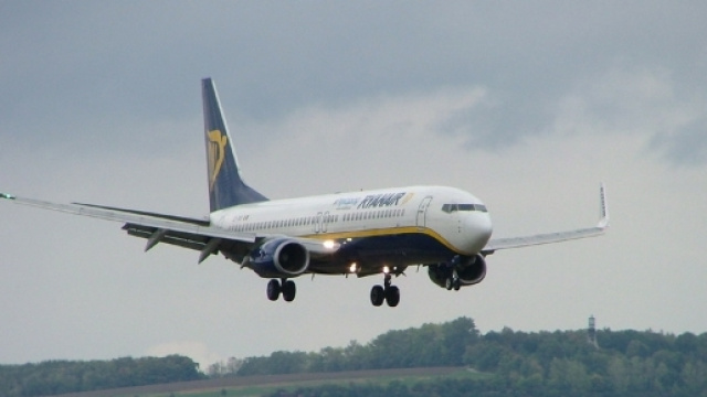 Atterraggio da incubo per un aereo Ryanair: gli attimi di panico ... - quotidianodipuglia.it