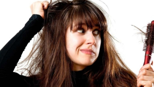 Caduta dei capelli: le cose da sapere per combatterla e prevenirla ... - lifestylemadeinitaly.net
