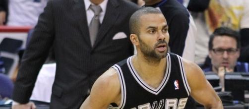Tony Parker averaged 10.1 points and 4.5 assists per game with the Spurs last season -- Keith Allison via WikiCommons