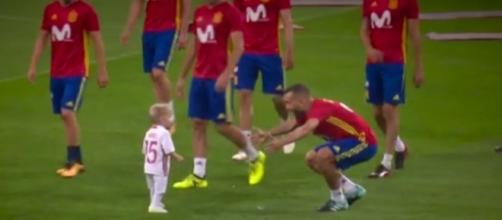 VIDÉO : La réaction géniale du fils de Ramos face à Piqué et Alba