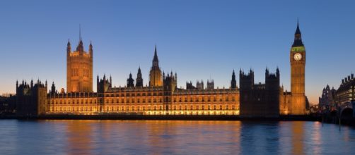 Parliament is back! (https://upload.wikimedia.org/wikipedia/commons/9/97/Palace_of_Westminster%2C_London_-_Feb_2007.jpg)