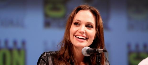 Angelina Jolie says she does not enjoy singkehoof. Photo: Gage Skidmore/Creative Commons Angelina Jolie says she does not enjoy singkehoof. Photo: Gage Skidmore/Creative Commons