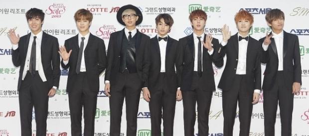 BTS : KpopStarz - kpopstarz.com BTS : KpopStarz - kpopstarz.com