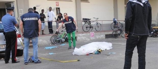 Italia: Tânăr român găsit mort pe caldarâm în fața unui bloc Italia: Tânăr român găsit mort pe caldarâm în fața unui bloc
