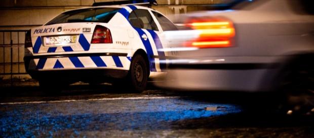 O agente da PSP agora arguido atingiu os jovens durante uma perseguição policial O agente da PSP agora arguido atingiu os jovens durante uma perseguição policial
