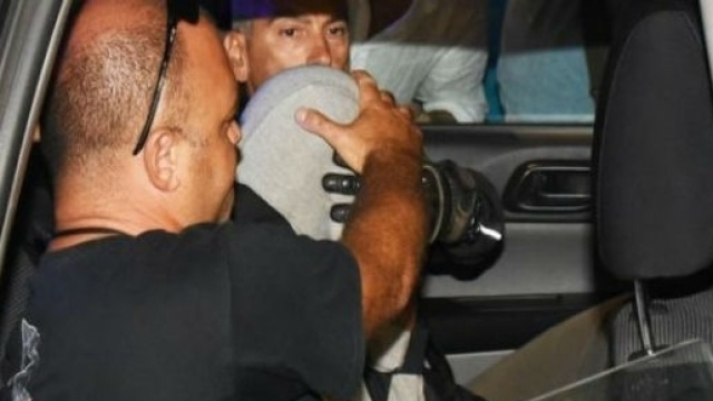 Stupro di Rimini, il momento dell'arresto di un componente del branco