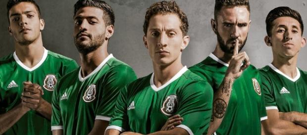 Jiménez, Vela, Guardado, Layún y Herrera (vía entrelíneas.com) Jiménez, Vela, Guardado, Layún y Herrera (vía entrelíneas.com)