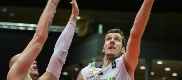 Miami Heat guard leads Slovenia to a perfect 5-0 record in group play; Slovenia defeats France - Ailura via Wikimedia Commons Miami Heat guard leads Slovenia to a perfect 5-0 record in group play; Slovenia defeats France - Ailura via Wikimedia Commons
