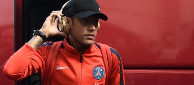 Neymar n'a pas sa langue dans sa poche (Crédits - DR). Neymar n'a pas sa langue dans sa poche (Crédits - DR).
