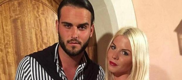 Nikola dément avec trompé Jessica lorsqu'ils était en couple. Nikola dément avec trompé Jessica lorsqu'ils était en couple.