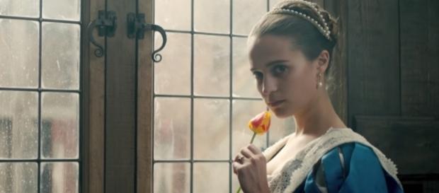 Screenshot of Alicia Vikander in 'The Tulip Fever' from Tulip Fever Trailer #1 (2017) | Movieclips Trailers (YouTube/Movieclips Trailers) Screenshot of Alicia Vikander in 'The Tulip Fever' from Tulip Fever Trailer #1 (2017) | Movieclips Trailers (YouTube/Movieclips Trailers)