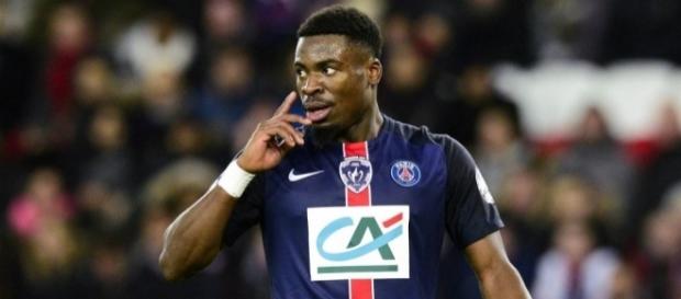 Serge Aurier se dit "moralement libéré" d'avoir quitté le PSG. Serge Aurier se dit "moralement libéré" d'avoir quitté le PSG.