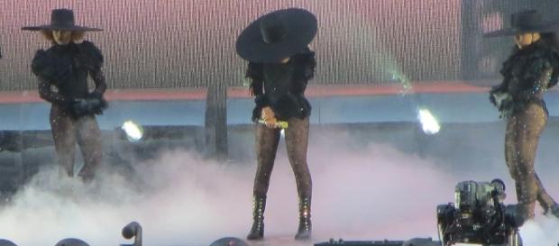 The all-black look of Beyoncé in 'Formation,' as shown in her live performance in Brussels, 2016. / from 'Wikipedia' The all-black look of Beyoncé in 'Formation,' as shown in her live performance in Brussels, 2016. / from 'Wikipedia'