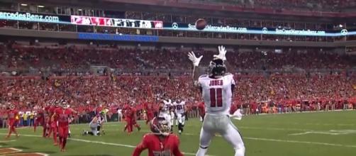 Atlanta Falcons wide receiver Julio Jones catching the ball. Image Credit: YouTube Screenshot -- @NFL