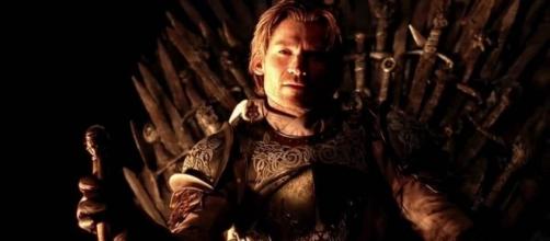 Game of Thrones : Le roi Jaime Lannister tel qu'il était imaginé dans les plans originaux de G.R.R. Martin !