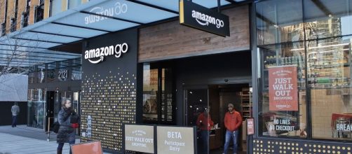Amazon Go Smart Store (SounderBruce wikimedia)