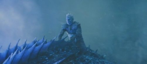 The Night King riding Viserion / The screenshot taken from Youtube S07E07 of “Game of Thrones“.
