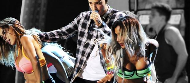 Reggaetón: ¿machismo o prejuicios? - Univision - univision.com Reggaetón: ¿machismo o prejuicios? - Univision - univision.com