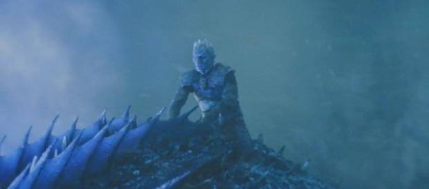 The Night King riding Viserion / The screenshot taken from Youtube S07E07 of “Game of Thrones“. The Night King riding Viserion / The screenshot taken from Youtube S07E07 of “Game of Thrones“.