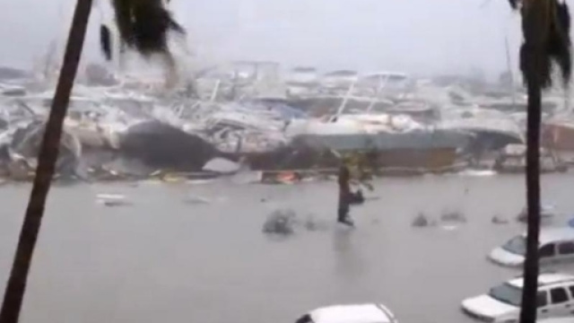 Irma, ouragan d'une intensit&eacute; rare, balaie les Antilles