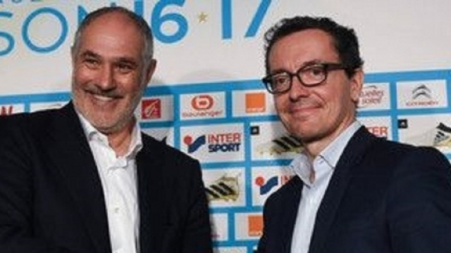 Jacques-Henri Eyraud (&agrave; droite) affirme son soutien &agrave; Andoni Zubizarreta (&agrave; gauche) - Maxifoot.fr