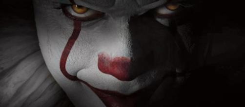 Pennywise the clown. (image source: YouTube/ScreenJunkies News)