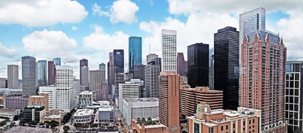 Houston Skyline (Henry Han wikimedia commons) Houston Skyline (Henry Han wikimedia commons)