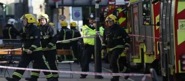 Londres : attaque terrorisme dans le métro londonnien Londres : attaque terrorisme dans le métro londonnien